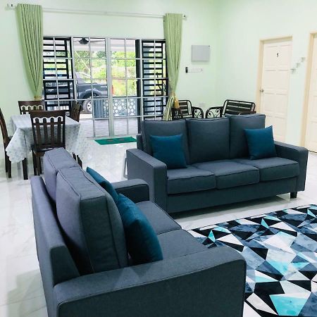 Atocha Homestay - Terong@Taiping Kampong Salak Extérieur photo