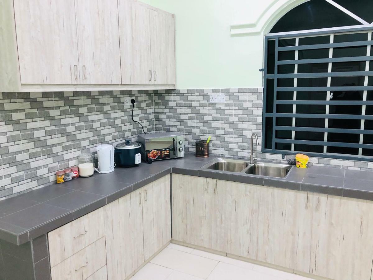 Atocha Homestay - Terong@Taiping Kampong Salak Extérieur photo