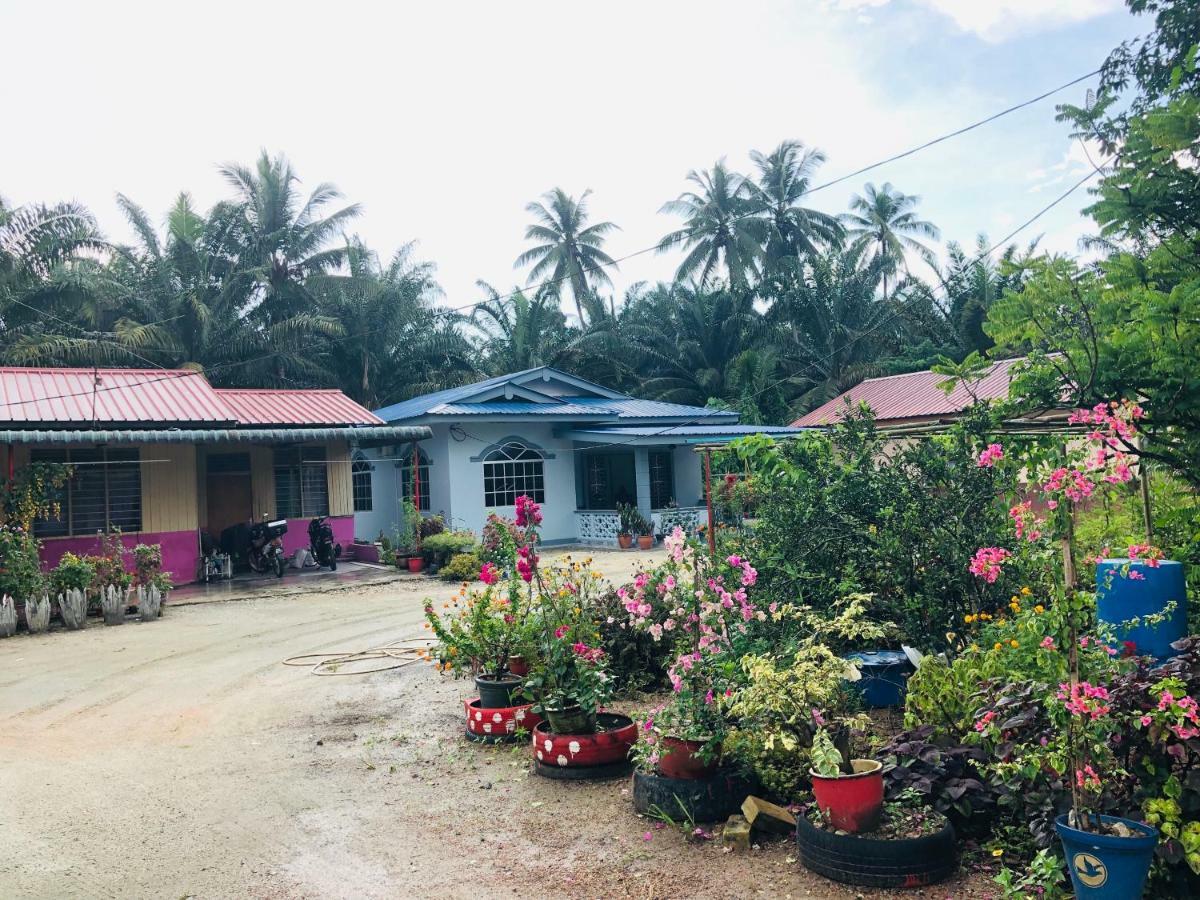 Atocha Homestay - Terong@Taiping Kampong Salak Extérieur photo